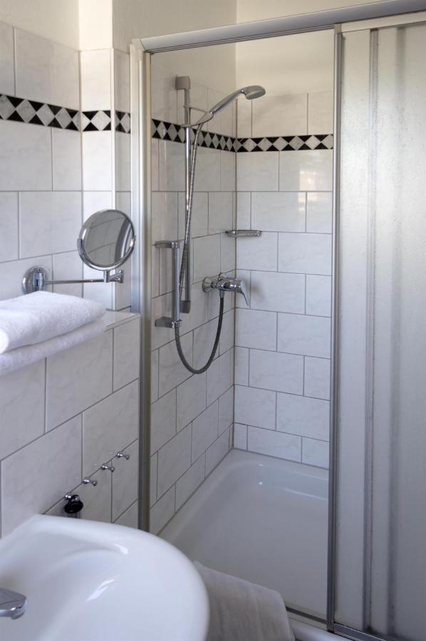 Haus Sonneck Hotel Marburg Ngoại thất bức ảnh